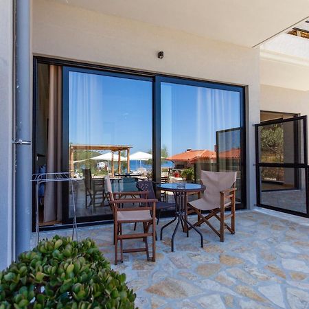 Toni Retzo Rooms Himara Kültér fotó