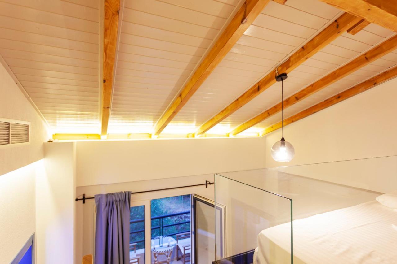 Toni Retzo Rooms Himara Kültér fotó