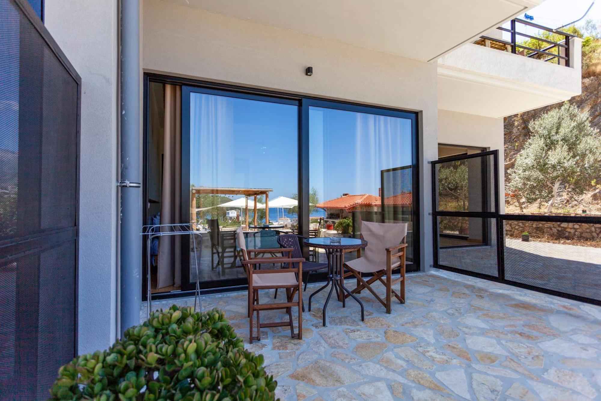 Toni Retzo Rooms Himara Kültér fotó
