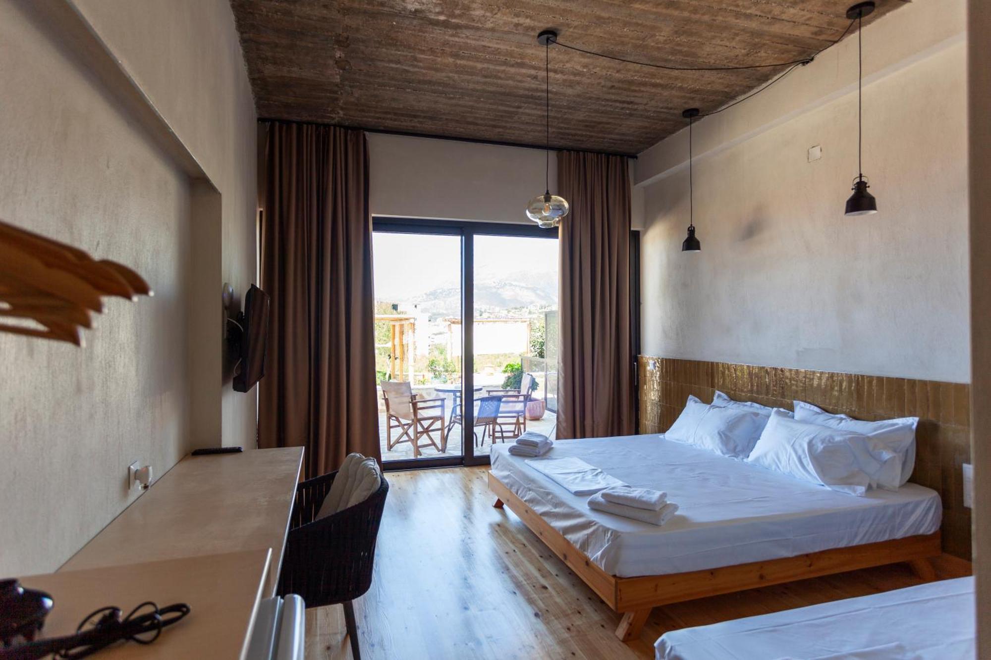 Toni Retzo Rooms Himara Kültér fotó